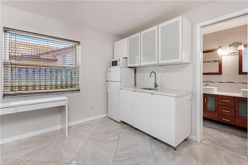 7200 SW 20th Street, Plantation, FL 33317 Photo