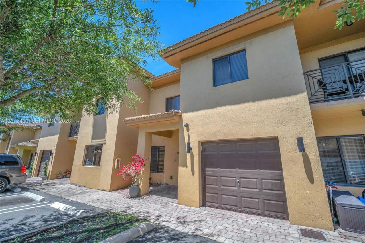 11115 W Okeechobee Rd , Unit 175, Hialeah Gardens, FL 33018 Photo