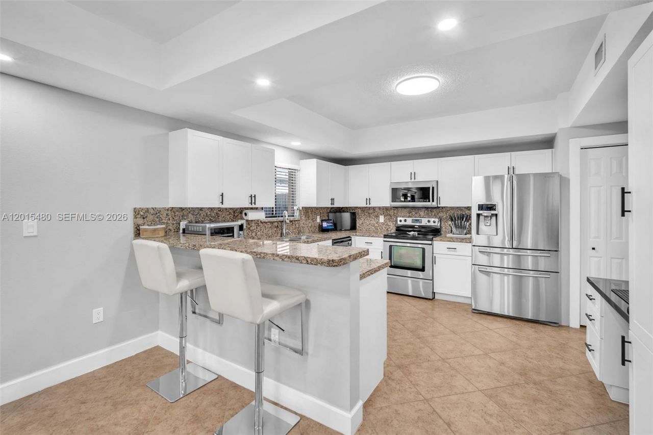 11115 W Okeechobee Rd , Unit 175, Hialeah Gardens, FL 33018 Photo