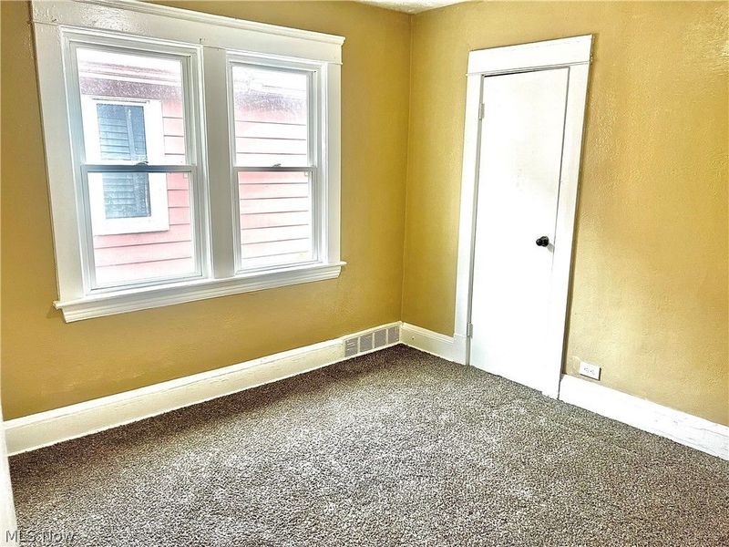 10908 Tacoma Avenue , Cleveland, OH 44108 Photo 10