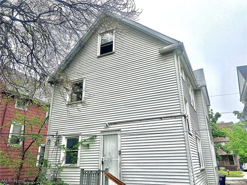 10908 Tacoma Avenue , Cleveland, OH 44108 Photo 18
