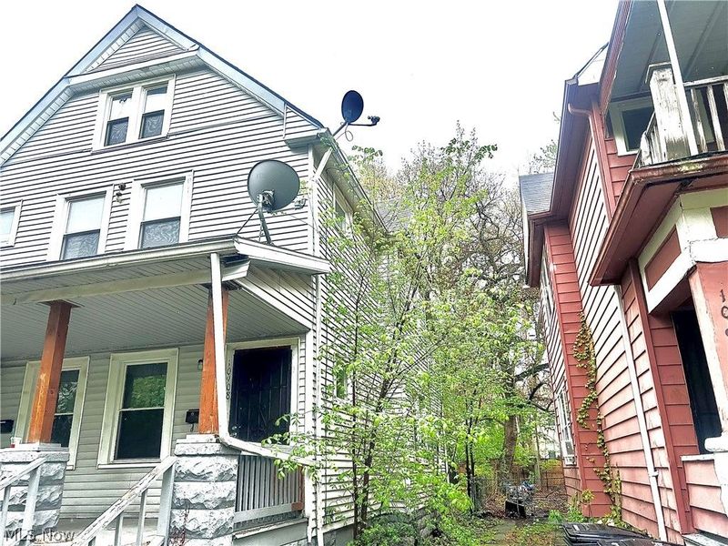 10908 Tacoma Avenue , Cleveland, OH 44108 Photo 2