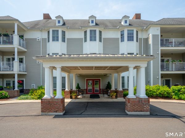 25 Cassandra, Unit 107, West Hartford, CT 06107