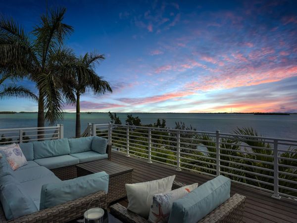 17387 E Dolphin Street, Sugarloaf, FL 33042
