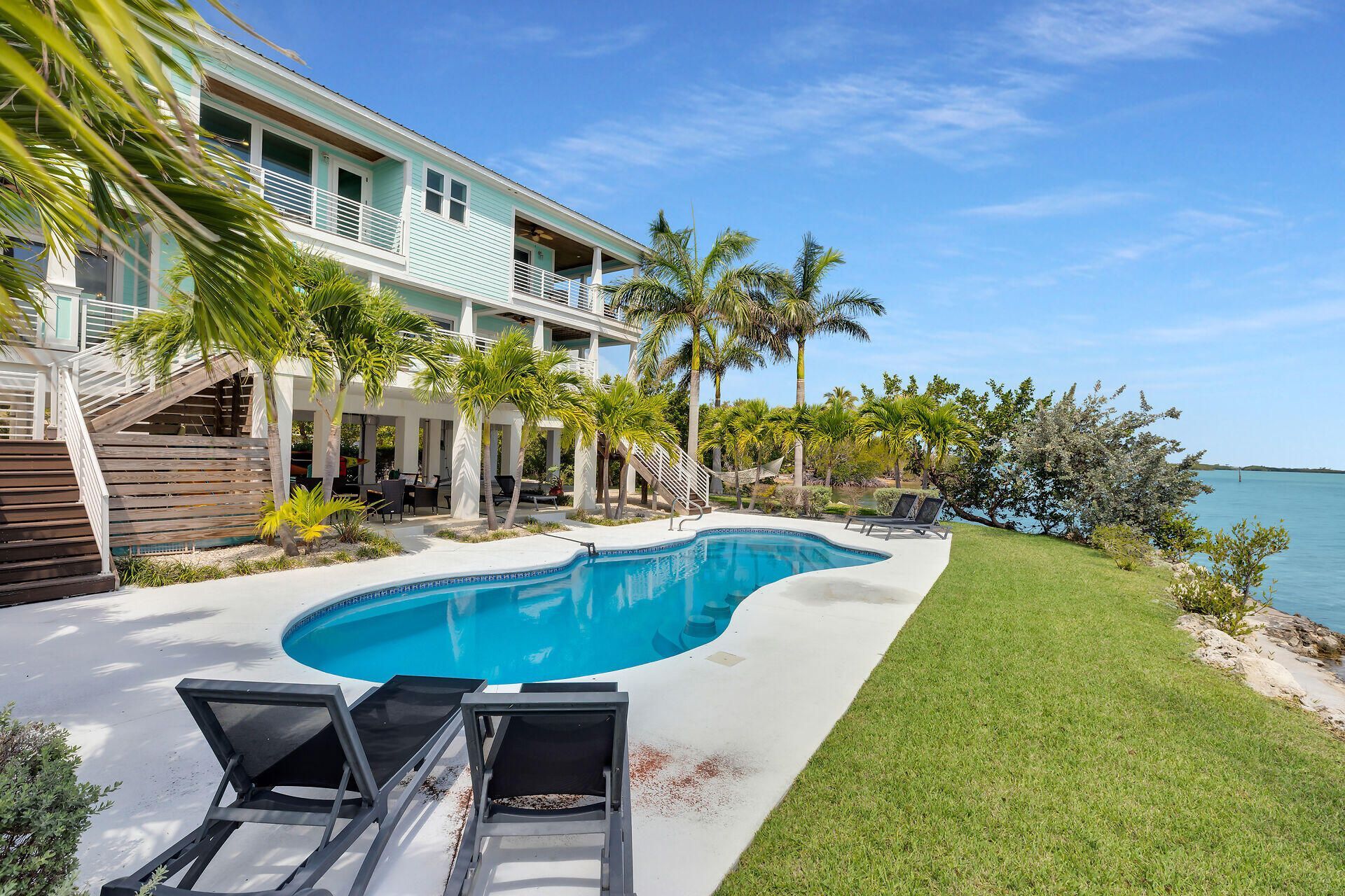 17387 E Dolphin Street, Sugarloaf, FL 33042 Photo
