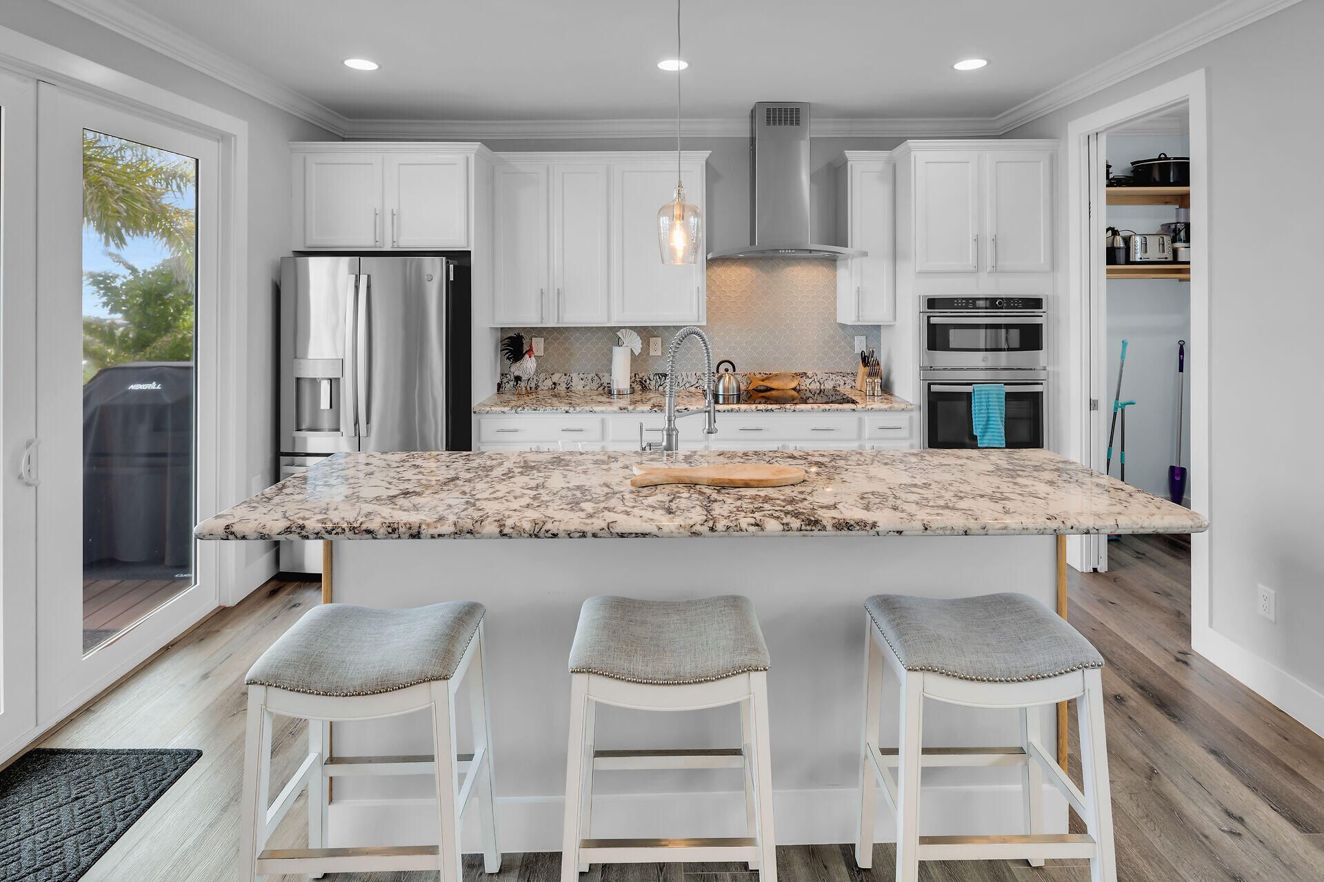 17387 E Dolphin Street, Sugarloaf, FL 33042 Photo