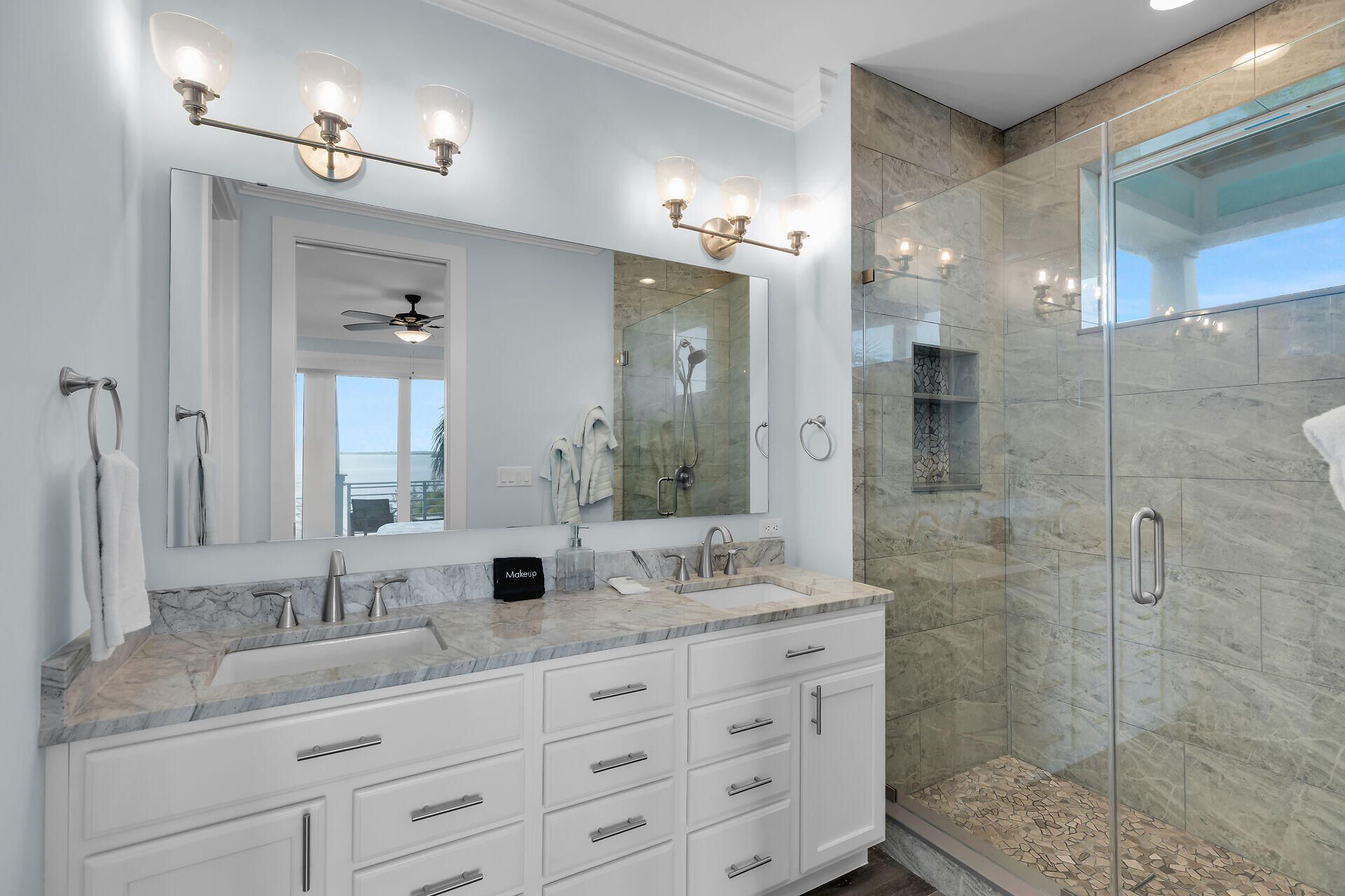 17387 E Dolphin Street, Sugarloaf, FL 33042 Photo