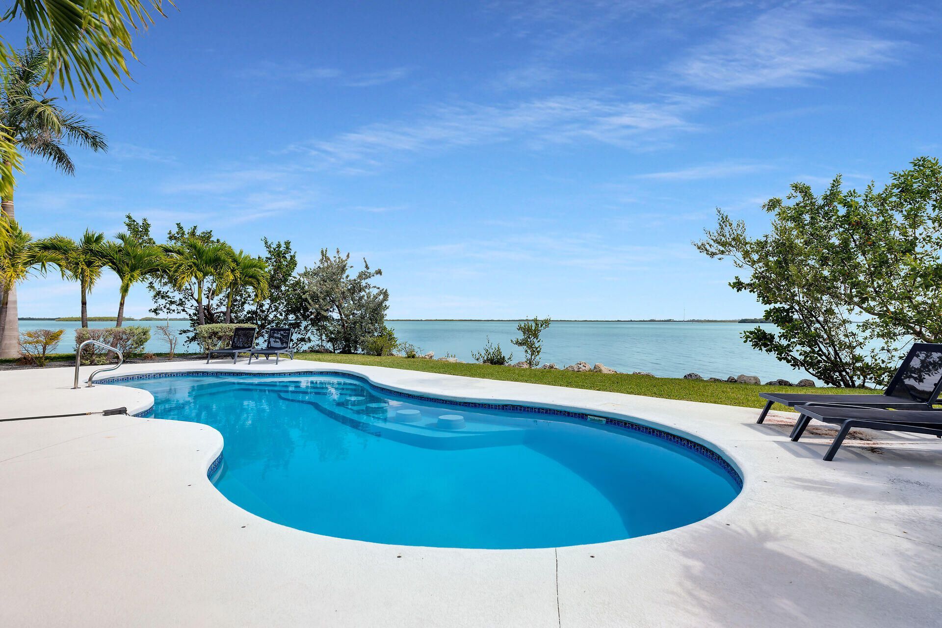 17387 E Dolphin Street, Sugarloaf, FL 33042 Photo