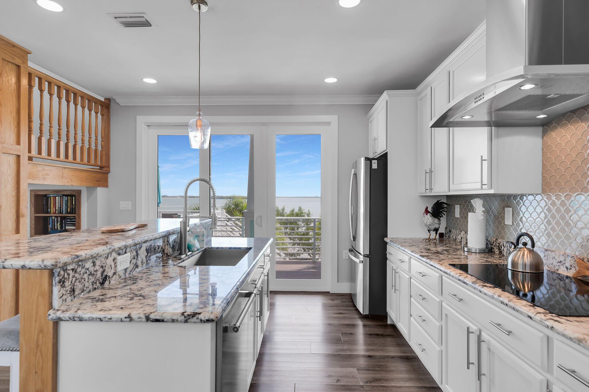 17387 E Dolphin Street, Sugarloaf, FL 33042 Photo