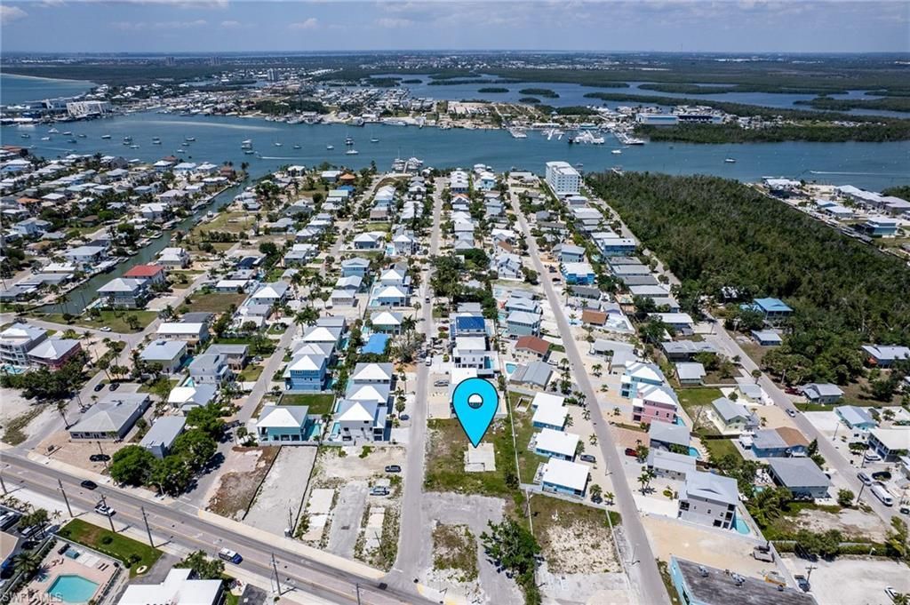 126 Delmar Ave, Fort Myers Beach, FL 33931 Photo