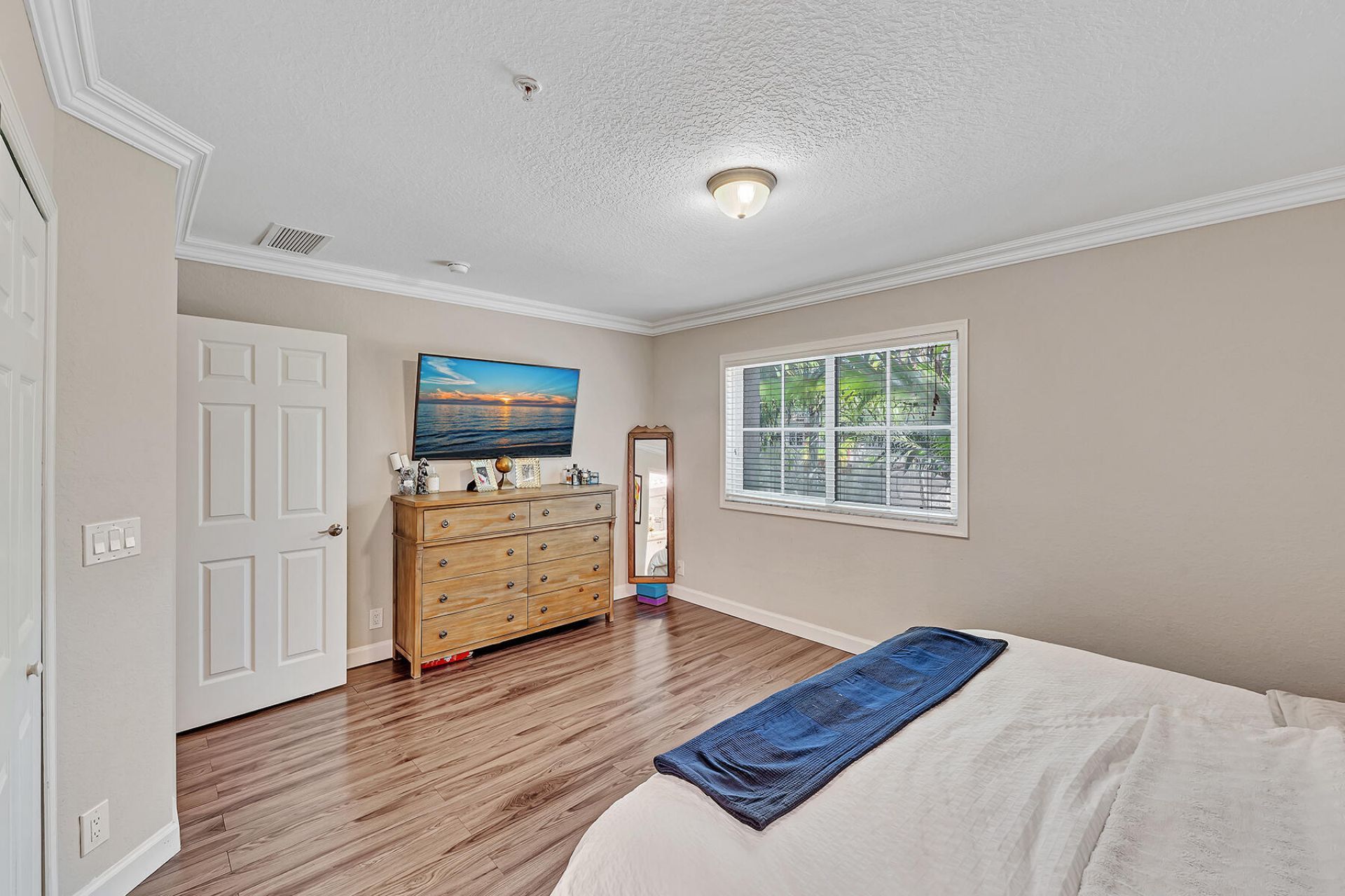 323 Bayfront Drive, Boynton Beach, FL 33435 Photo
