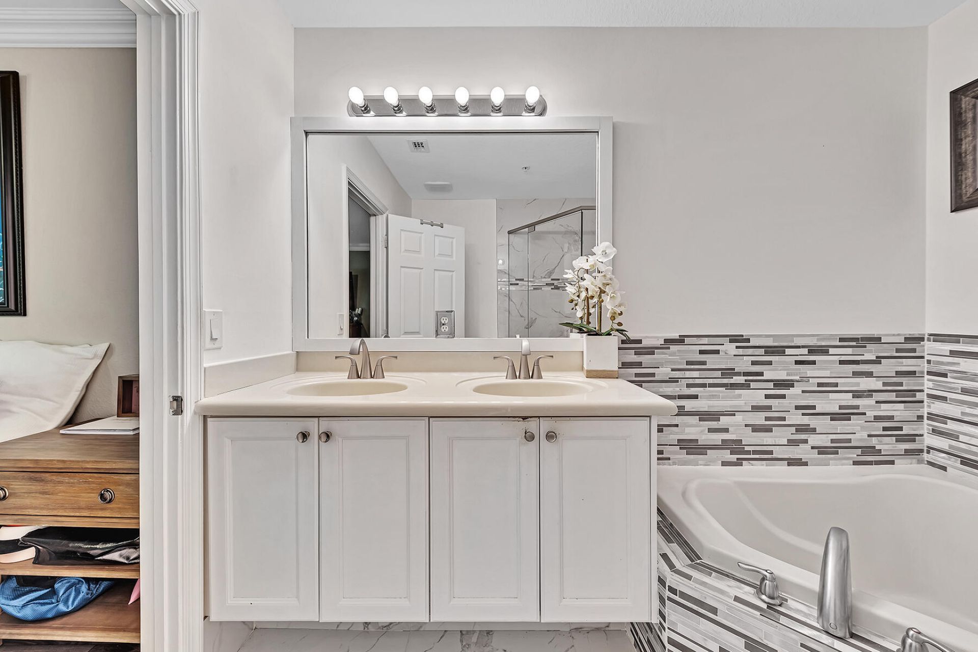 323 Bayfront Drive, Boynton Beach, FL 33435 Photo