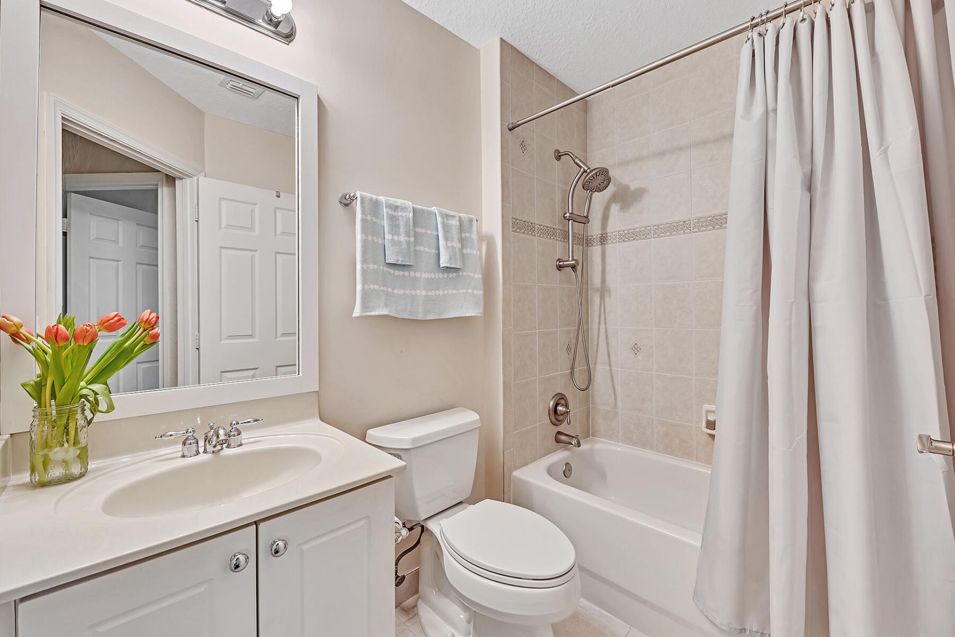 323 Bayfront Drive, Boynton Beach, FL 33435 Photo