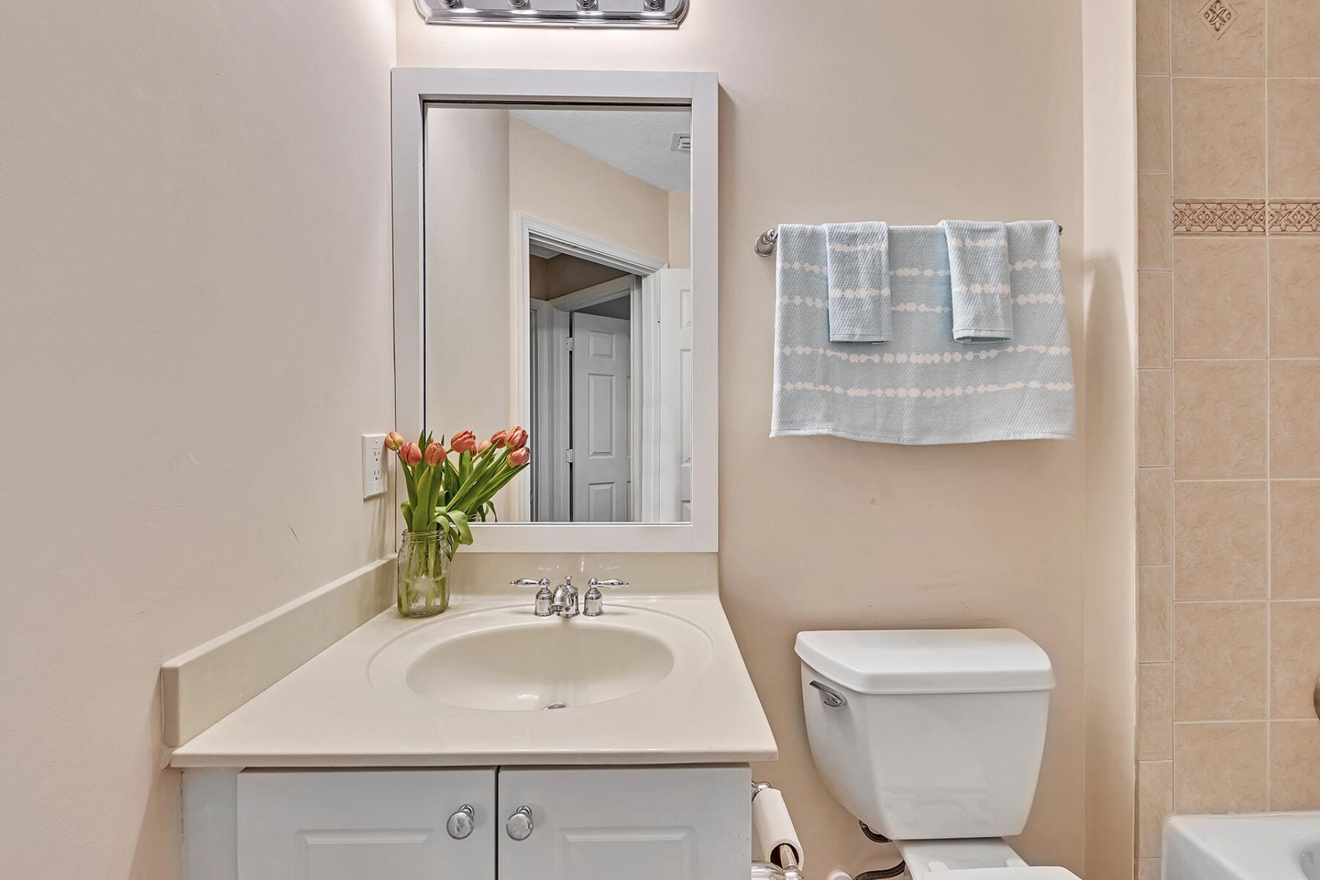 323 Bayfront Drive, Boynton Beach, FL 33435 Photo