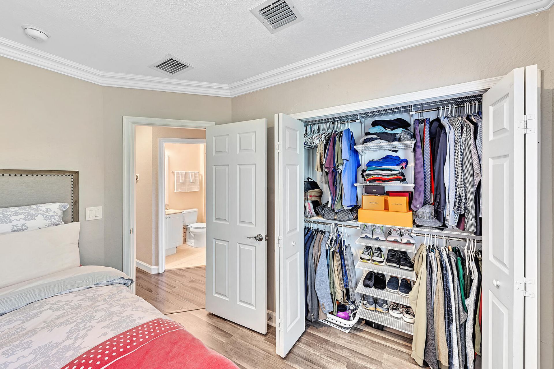 323 Bayfront Drive, Boynton Beach, FL 33435 Photo