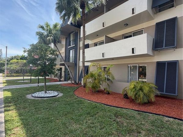 7430 SW 59th Ct, Unit B9, South Miami, FL 33143