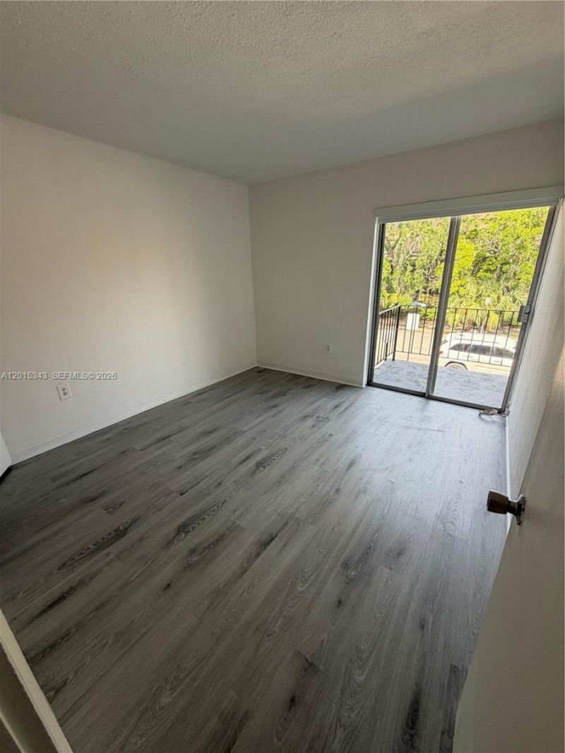 7430 SW 59th Ct, Unit B9, South Miami, FL 33143 Photo