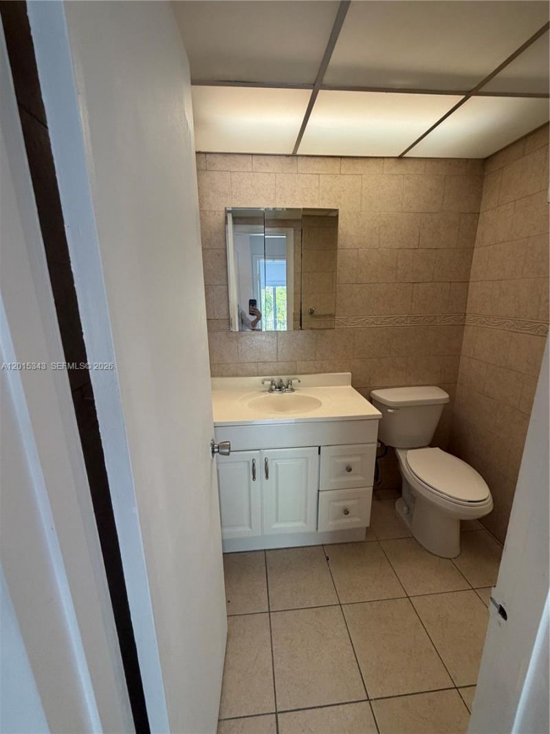 7430 SW 59th Ct, Unit B9, South Miami, FL 33143 Photo