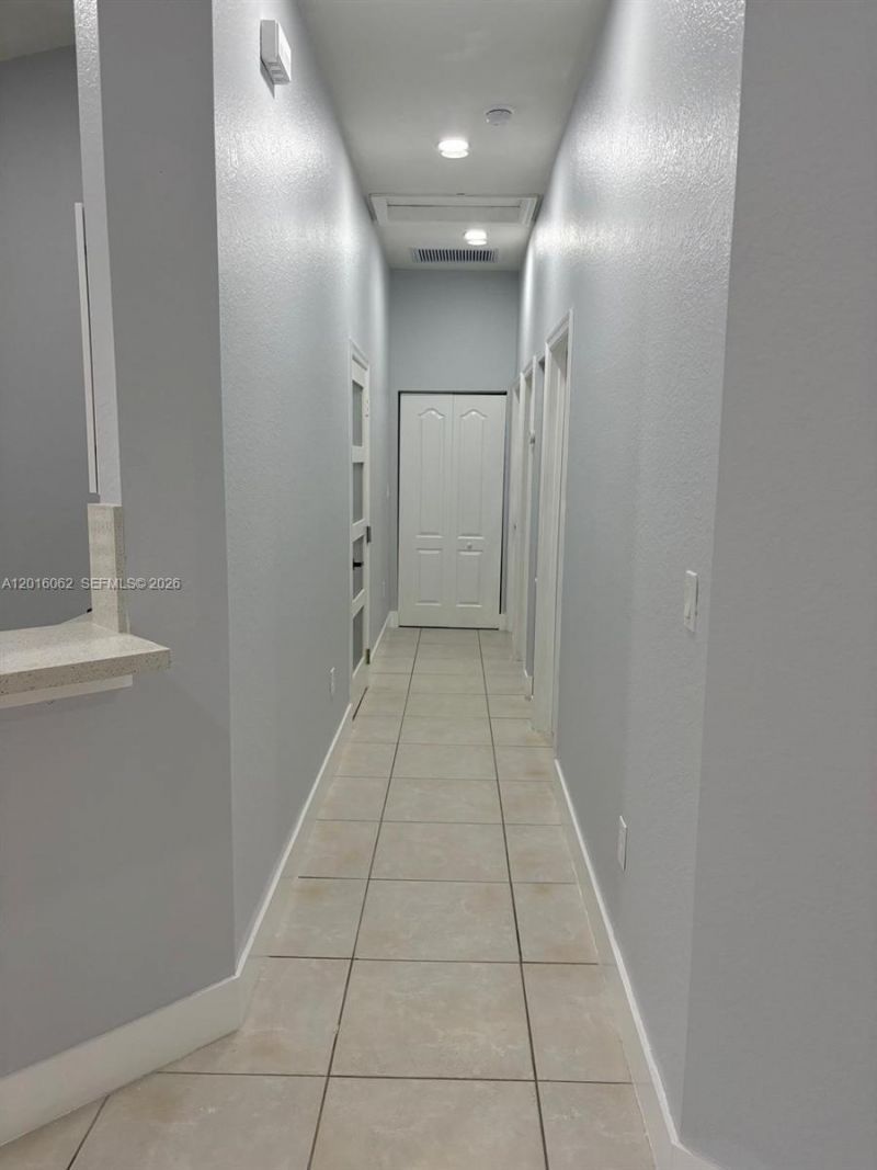 2120 NE 37th Rd, Unit 1, Homestead, FL 33033 Photo