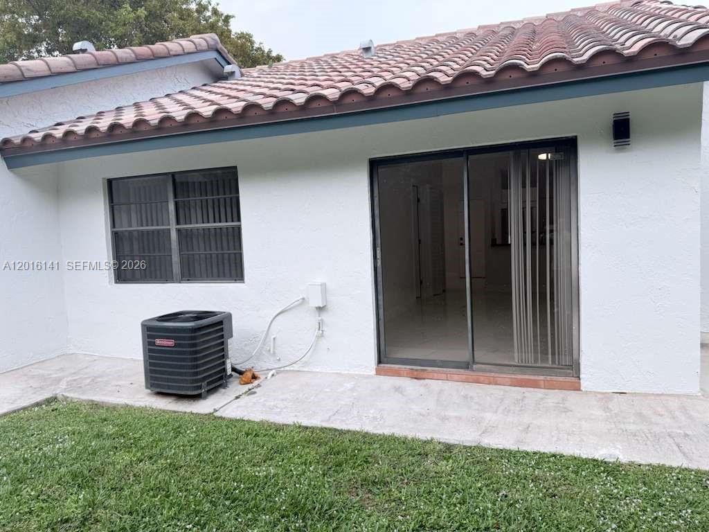 1300 Wiley St, Unit 2, Hollywood, FL 33019 Photo