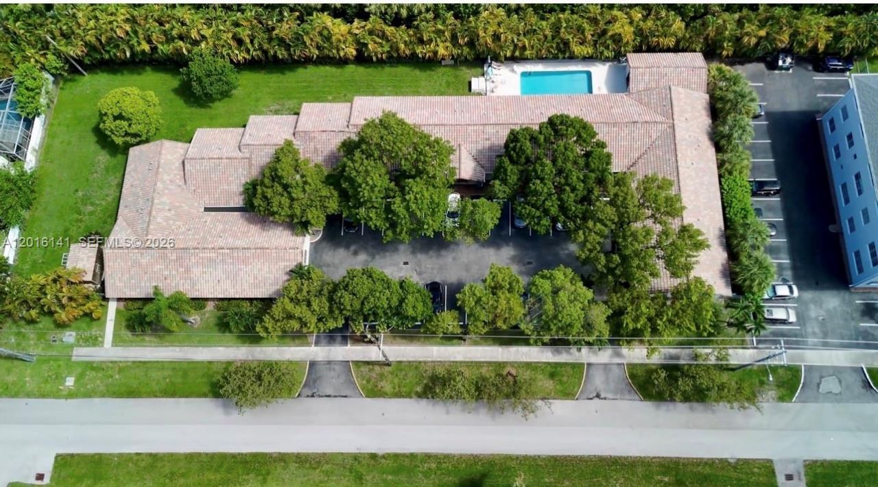 1300 Wiley St, Unit 2, Hollywood, FL 33019 Photo