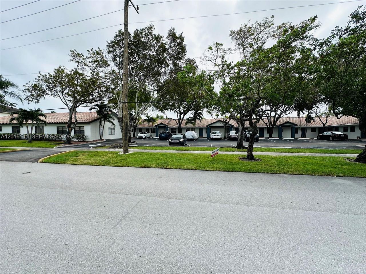 1300 Wiley St, Unit 2, Hollywood, FL 33019 Photo