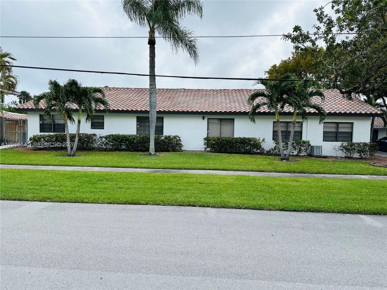 1300 Wiley St, Unit 2, Hollywood, FL 33019 Photo