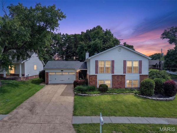 100 Holly Green Drive , Ballwin, MO 63021
