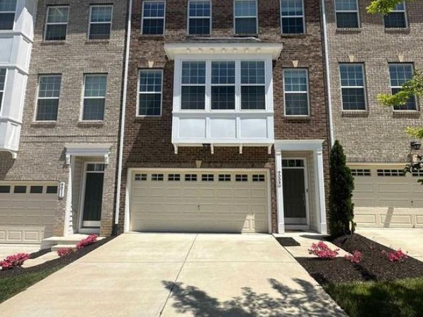 9009 VILLAGE SPRINGS DRIVE, UPPER MARLBORO, MD 20772
