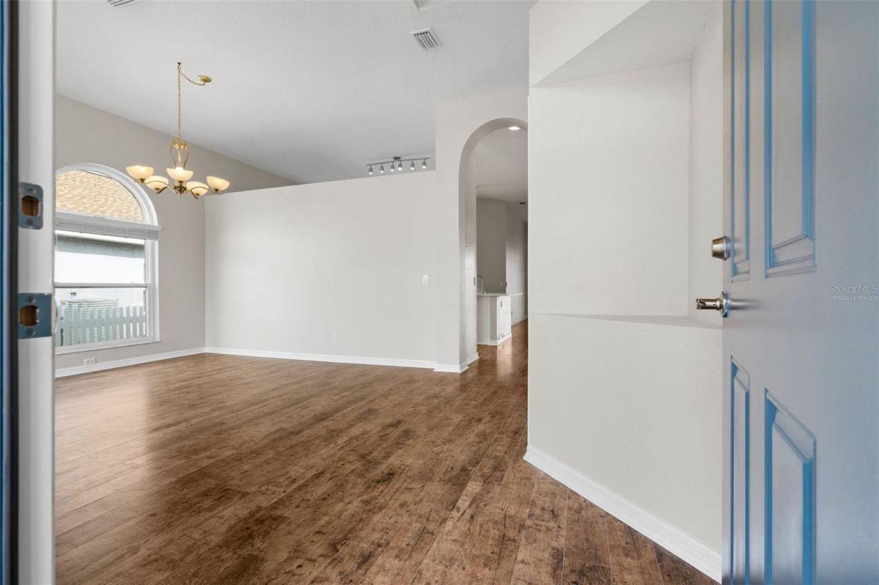 1247 Vinetree Drive, Brandon, FL 33510 Photo