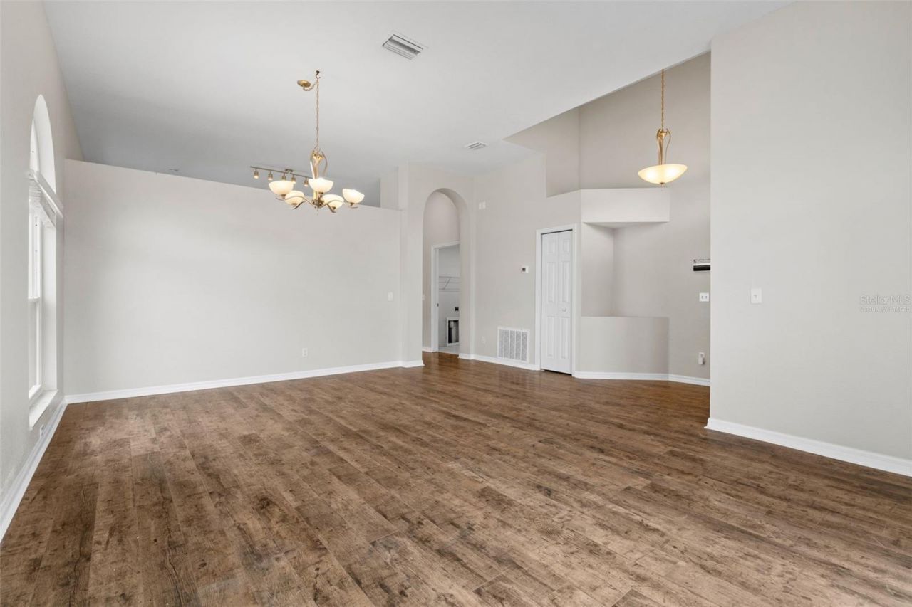 1247 Vinetree Drive, Brandon, FL 33510 Photo