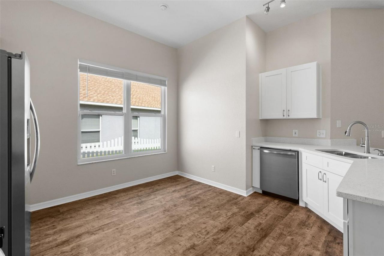 1247 Vinetree Drive, Brandon, FL 33510 Photo
