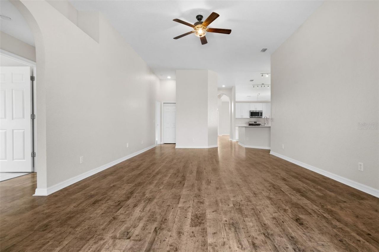 1247 Vinetree Drive, Brandon, FL 33510 Photo