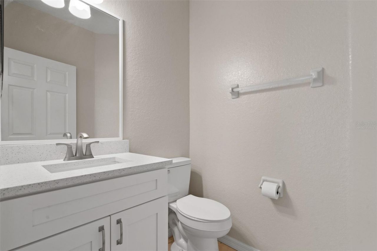 1247 Vinetree Drive, Brandon, FL 33510 Photo