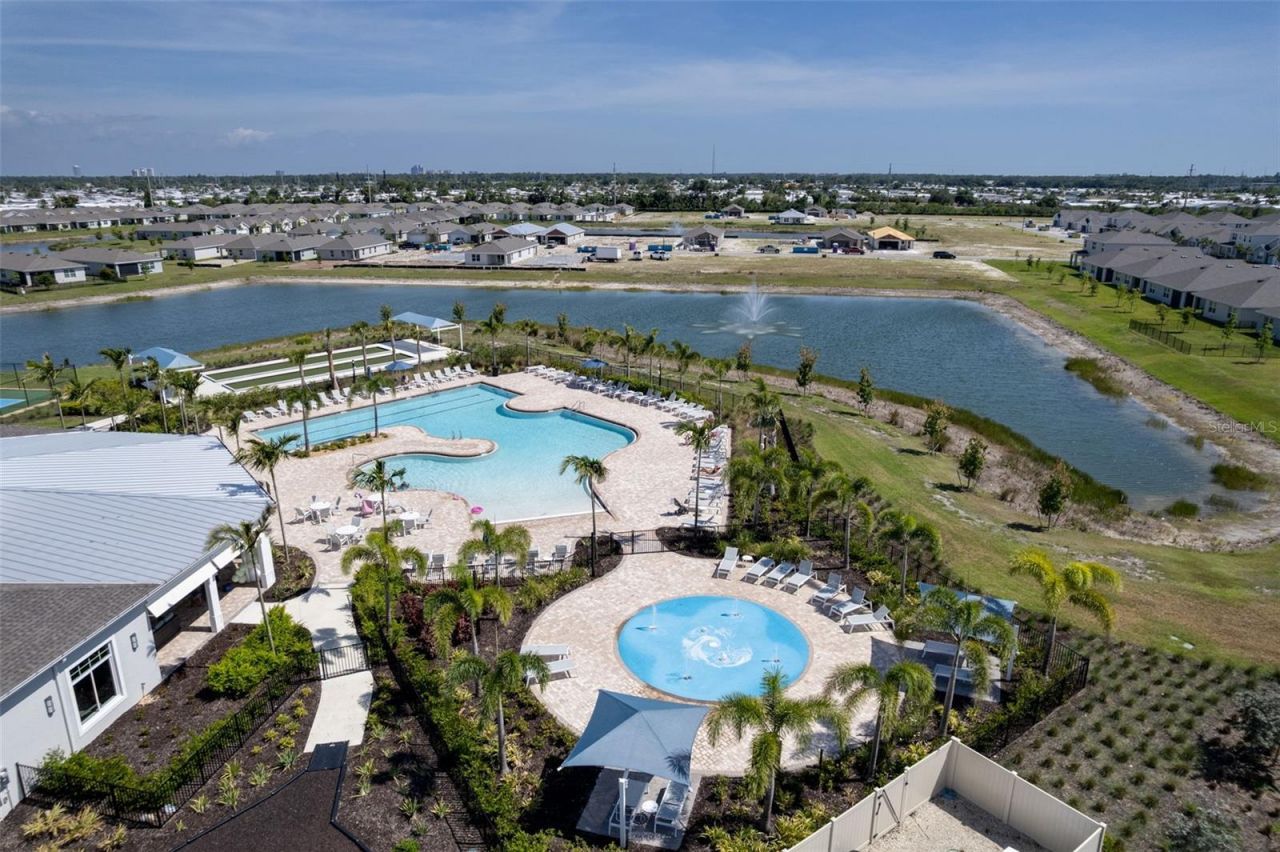 2608 Table Coral Trail, North Fort Myers, FL 33903 Photo