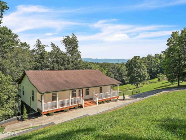 334 Amolee Lane, Sevierville, TN 37876