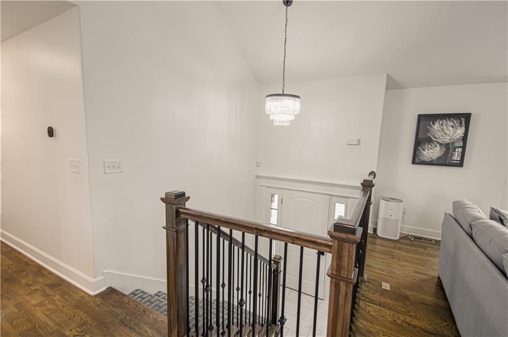 11727 N Laurel Avenue, Kansas City, MO 64157 Main Photo