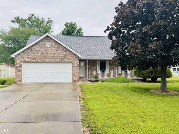 3906 E Teakwood Avenue , Terre Haute, IN 47805
