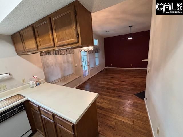 216 Darby Way Photo 14
