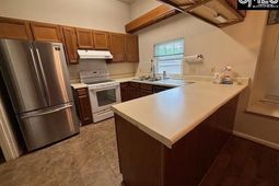 216 Darby Way photo 4