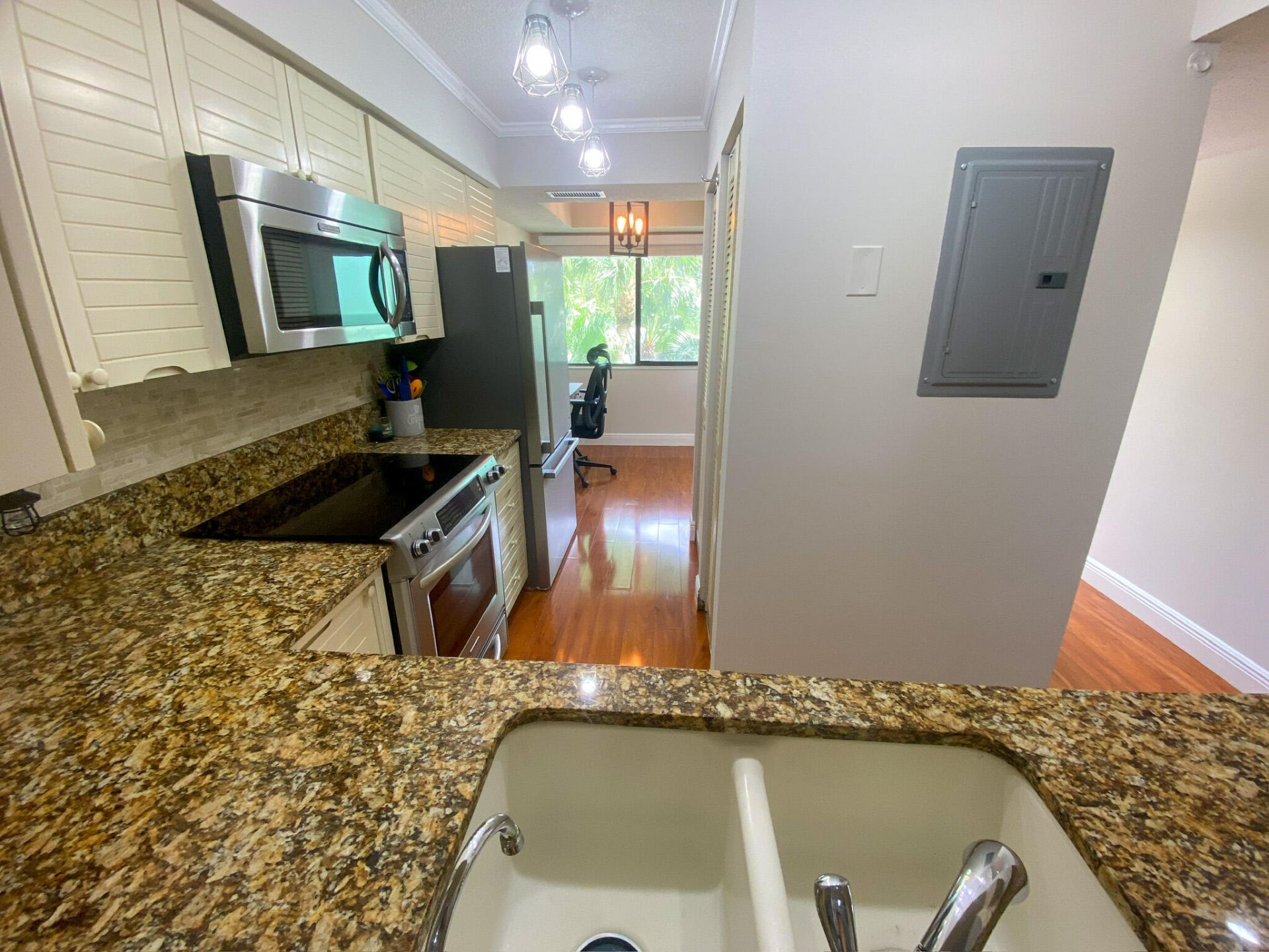 5884 Morningstar Circle, Unit 306, Delray Beach, FL 33484 Photo