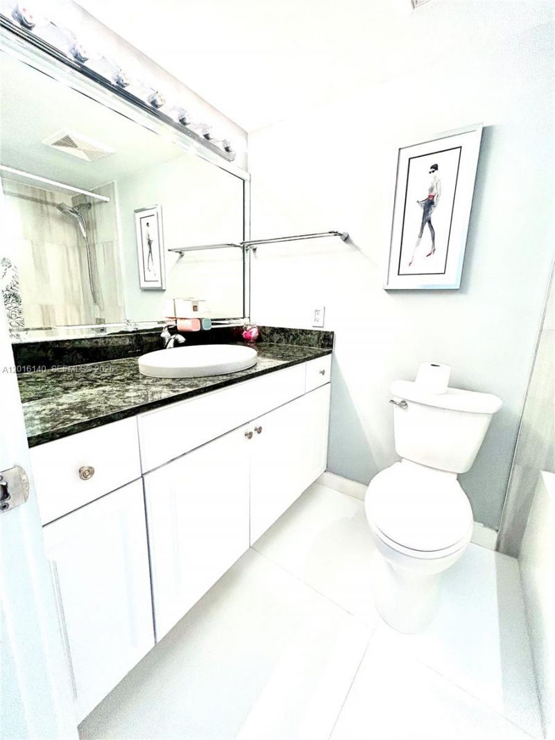 200 Diplomat Parkway, Unit 721, Hallandale Beach, FL 33009 Photo