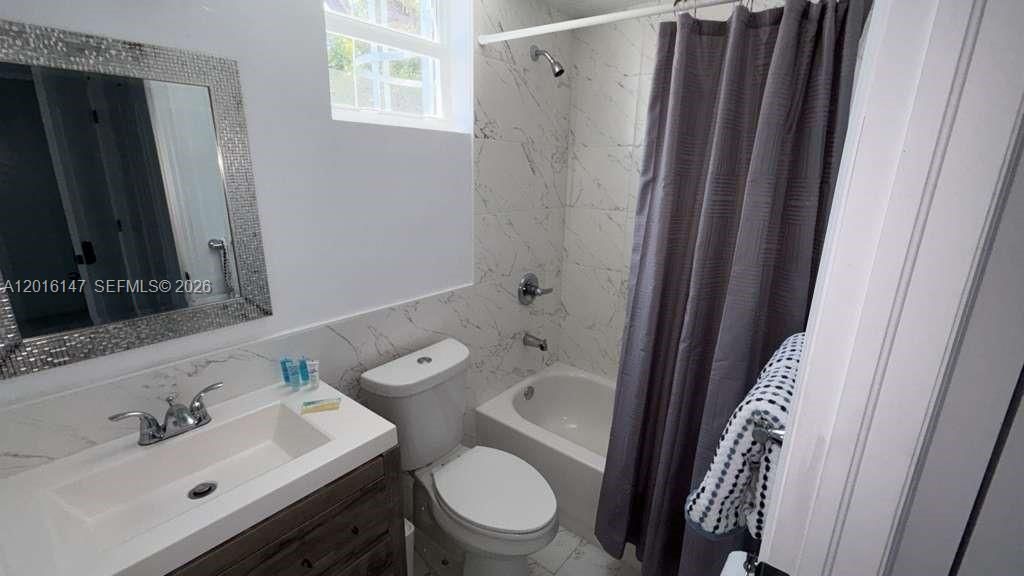 3872 Grand Ave, Unit A, Miami, FL 33133 Photo