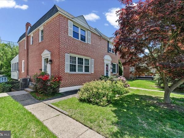 302 LAKEVIEW DRIVE, RIDLEY PARK, PA 19078