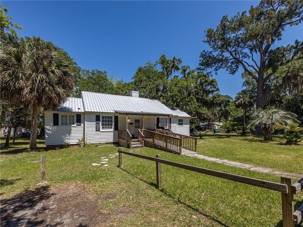 1204 Palmetto Avenue, Brunswick, GA 31520