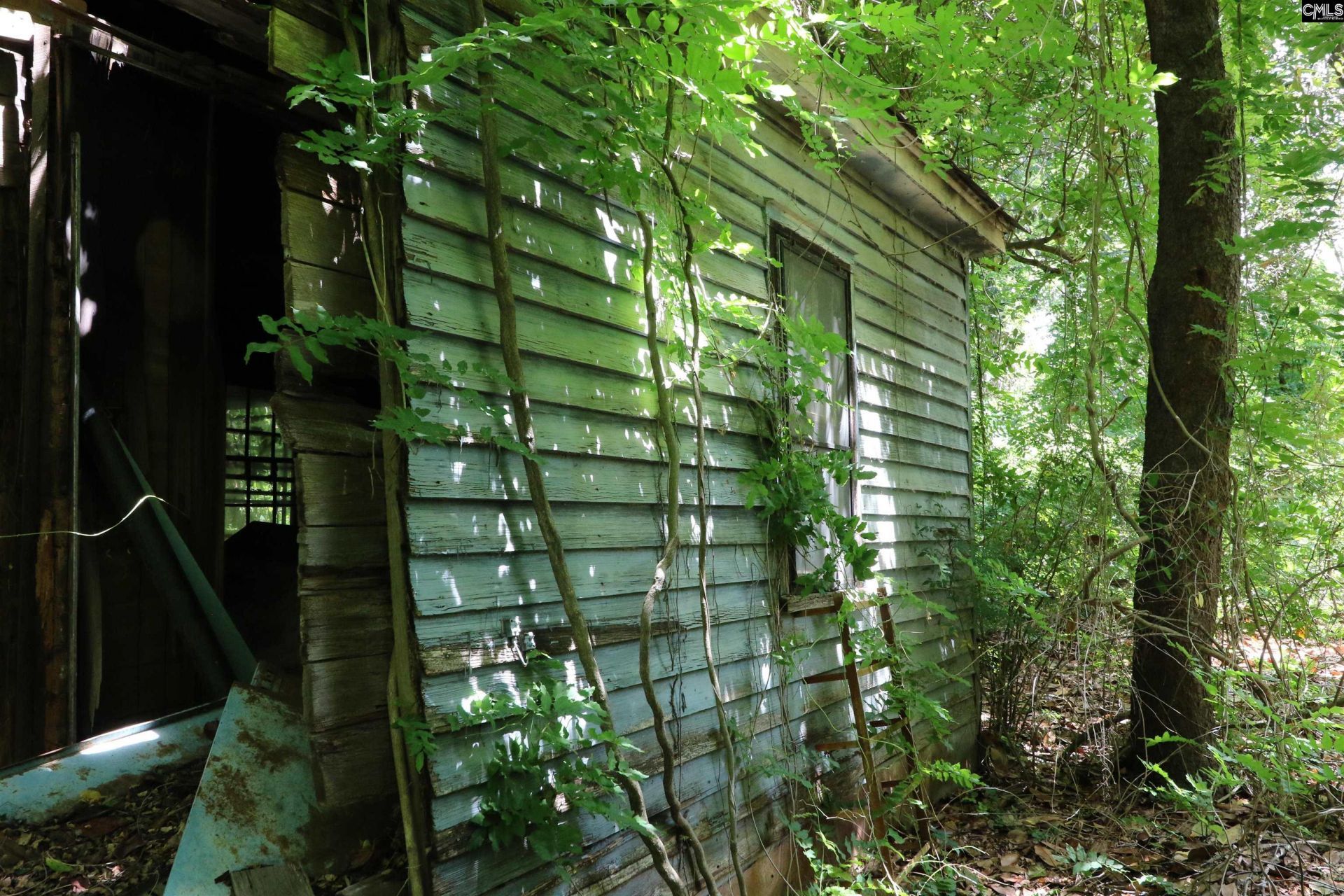 1091 Pine Grove Road  Photo 12