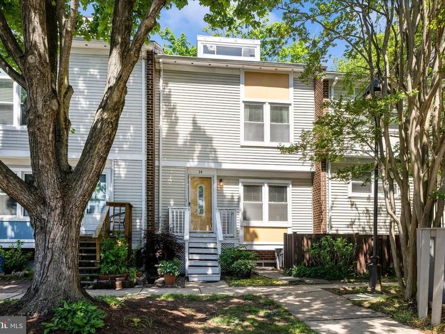 14 Pine Ridge Court, Unit 11-7, Germantown, MD 20874 Main Photo
