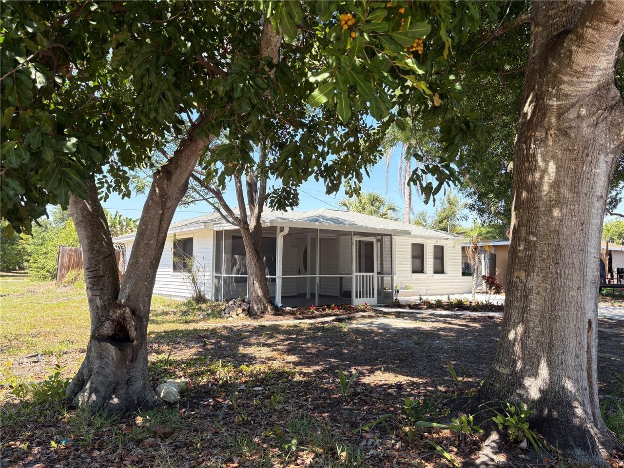 2847 Oak Street , Sarasota, FL 34237 Photo