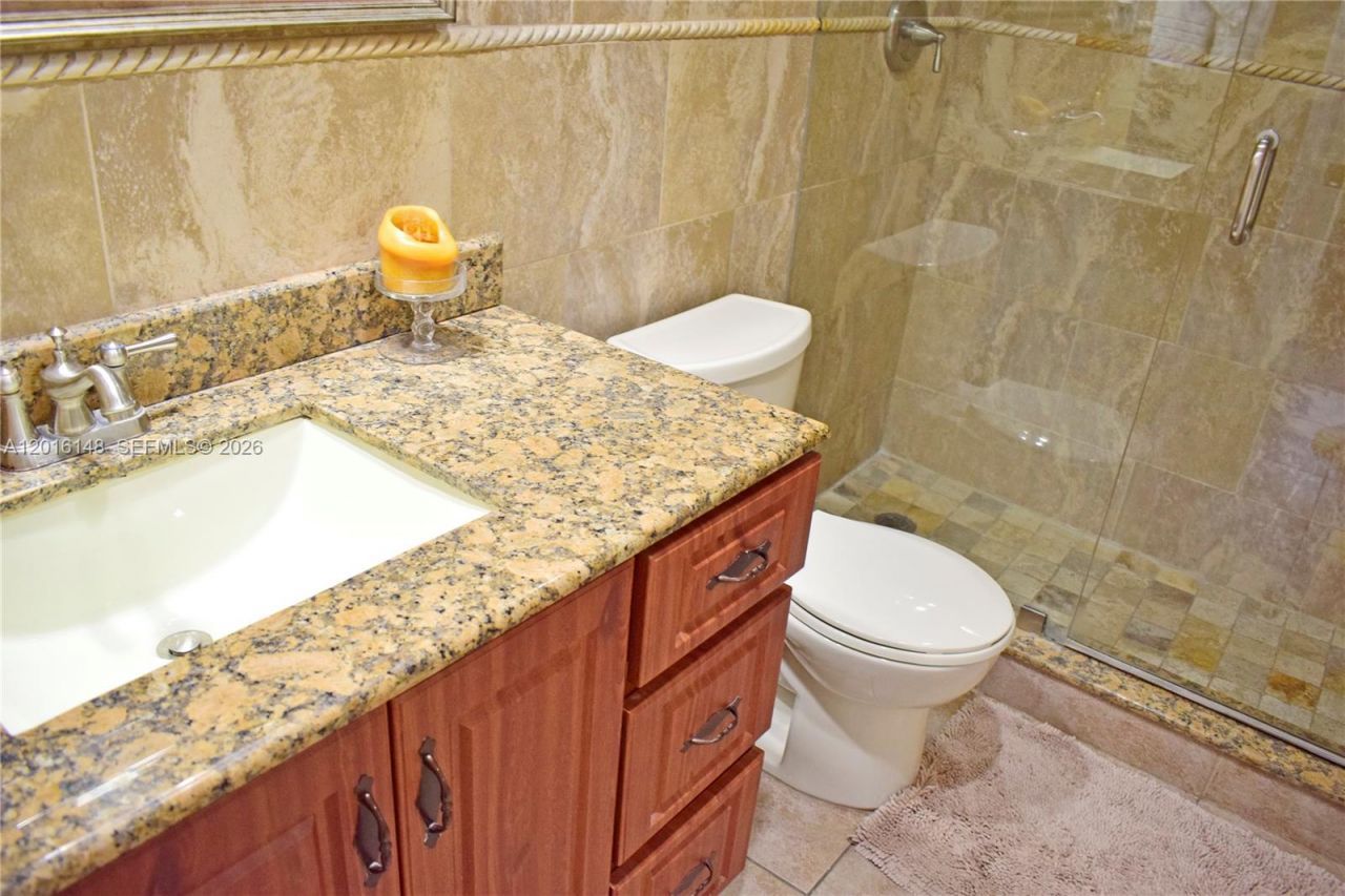 401 Ocean Dr, Unit 924, Miami Beach, FL 33139 Photo