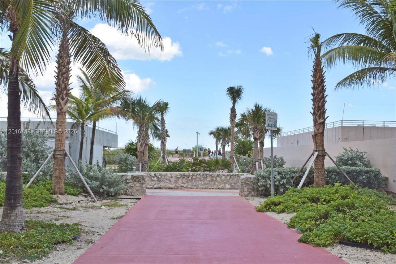 401 Ocean Dr, Unit 924, Miami Beach, FL 33139 Photo